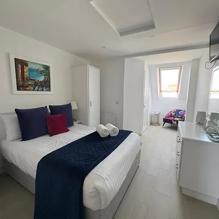 The Wooden House 3* كيلمور كواي